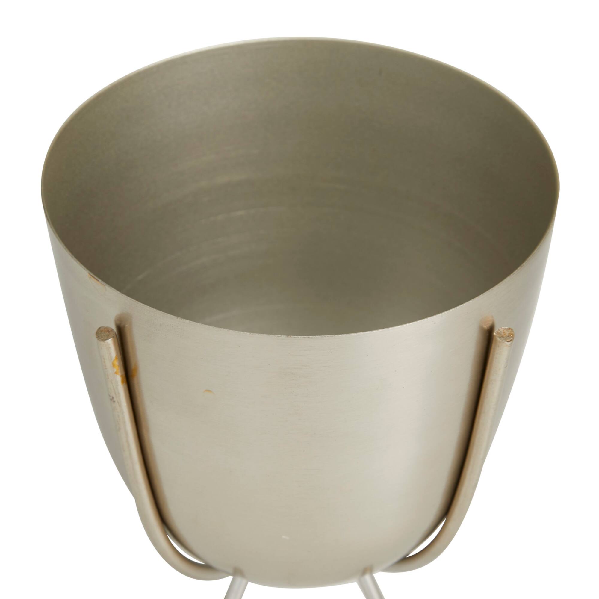 Silver Contemporary Planter, Set of 2" 7", 6"